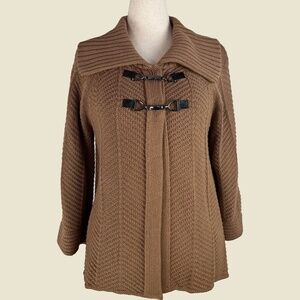 JM Collection Size L Tan Sweater Two Button Toggle Cardigan NWT- Minor Imperfect